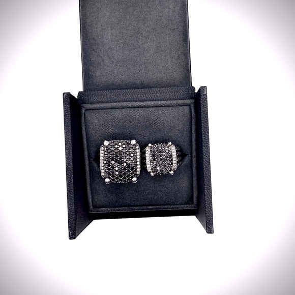 20x16mm Large David Yurman Wheaton Ring with Black Pave Diamonds, Size: 10 - Picture 8 of 9